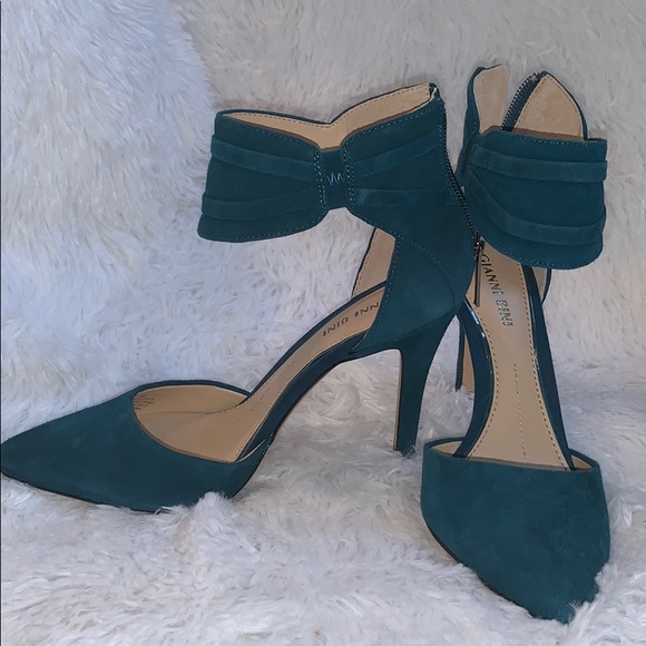 Gianni Bini heels - Picture 2 of 5